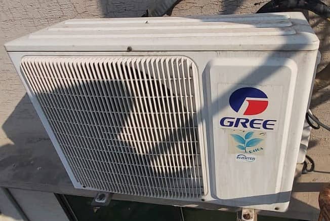 Gree 1.5 ton Split/AC  inverter heat & cool 1