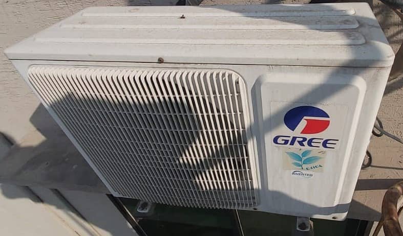 Gree 1.5 ton Split/AC  inverter heat & cool 2