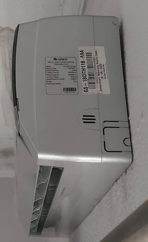 Gree 1.5 ton Split/AC  inverter heat & cool 4