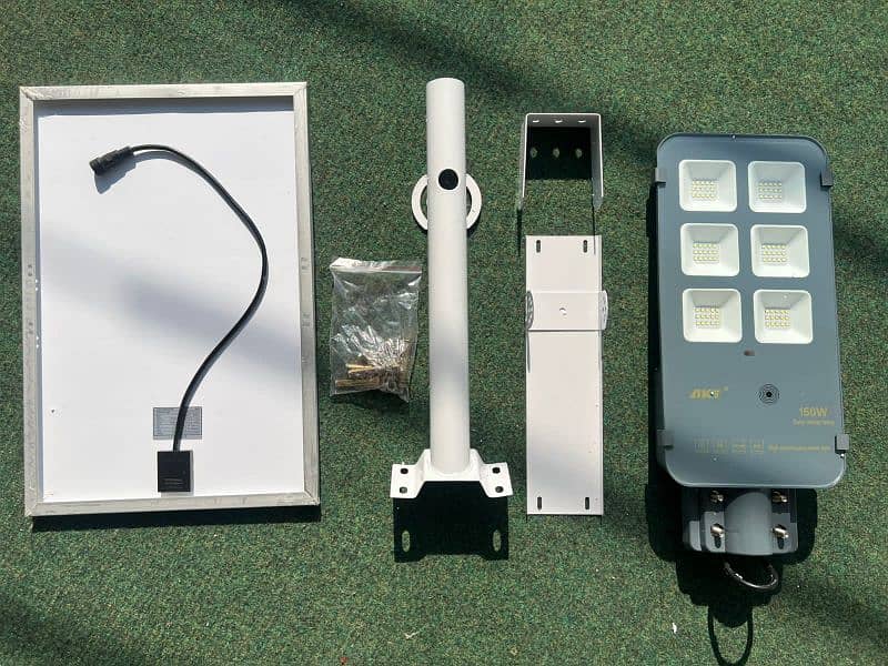 AKT 150W solar street light 2