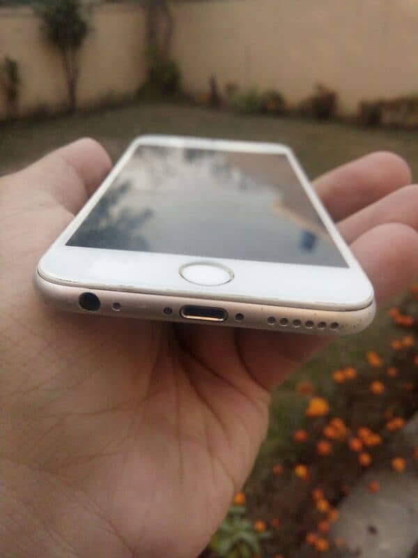 Iphone 6 10/10 Condition 64gb 5