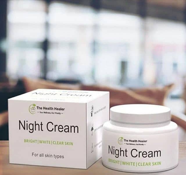 Whitening & Hydrating Night Cream 3