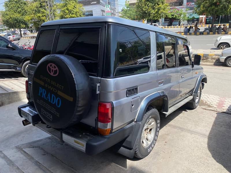 Toyota Prado 1991 7