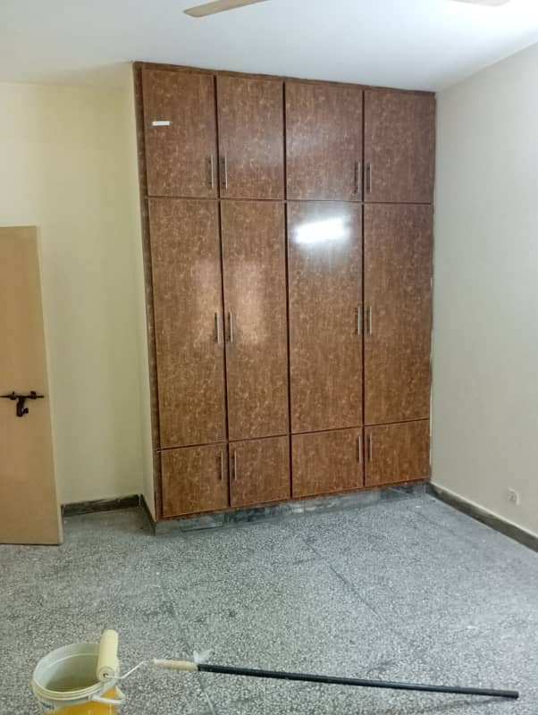 G11/3 C type flat For Rent First floor only family bachelor's Job person 1