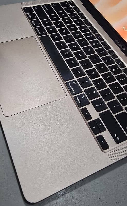 MacBook Air For Sale Urgent 3