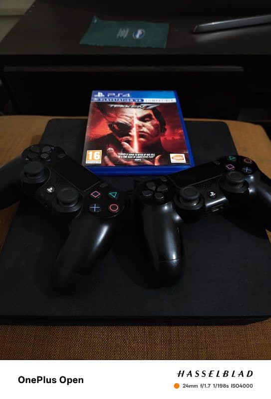 PLAYSTATION 4 2