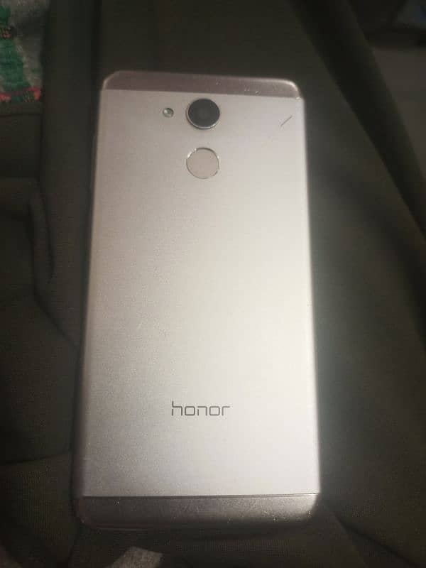 Honor 0