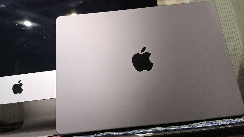 M1 M2 M3 Apple MacBook Pro air available 0