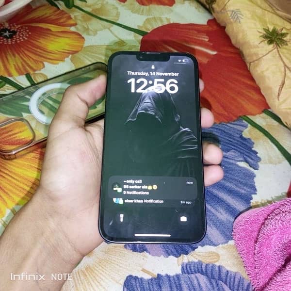 iPhone 14 JV 128 GB water pack black color good condition 2