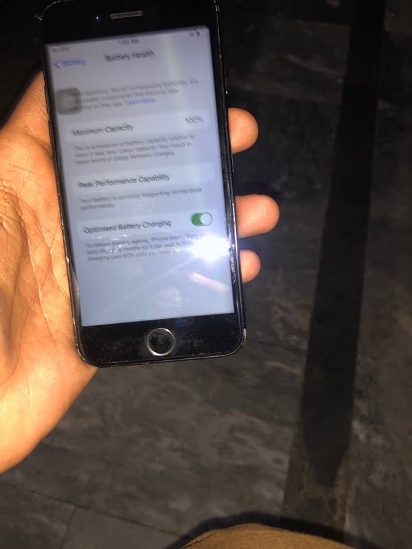 I phone 7 128 gb pta approved 6