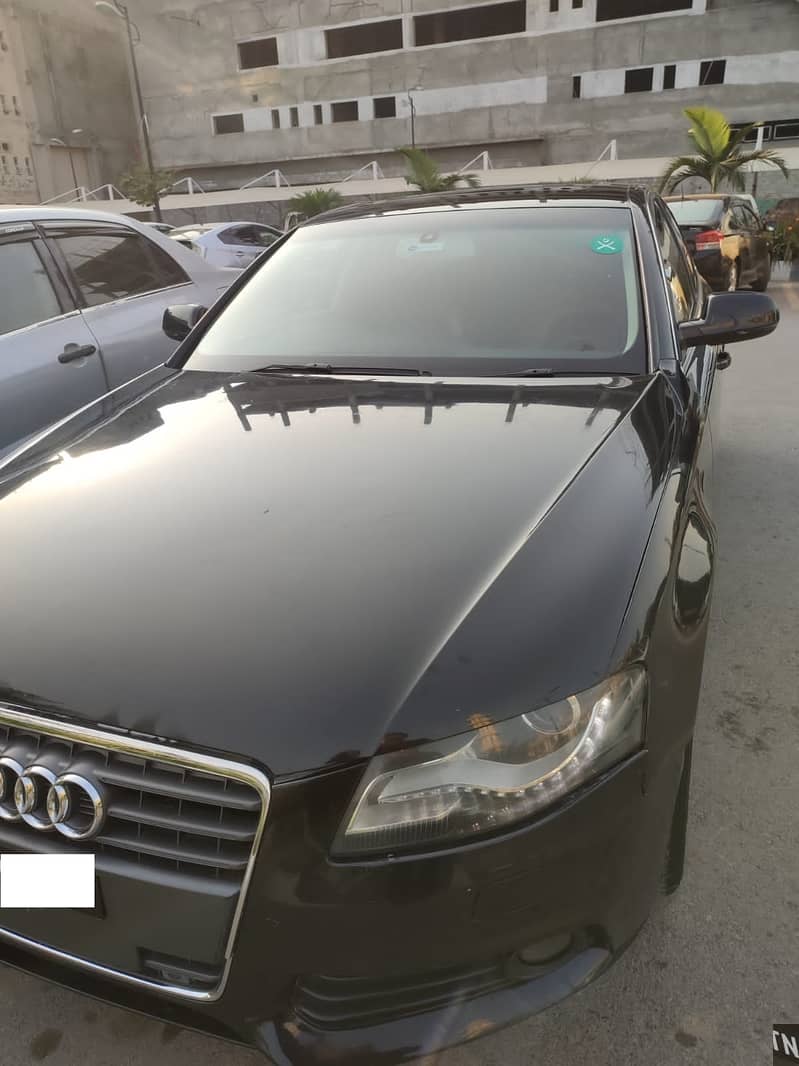 Audi A4 2010 1