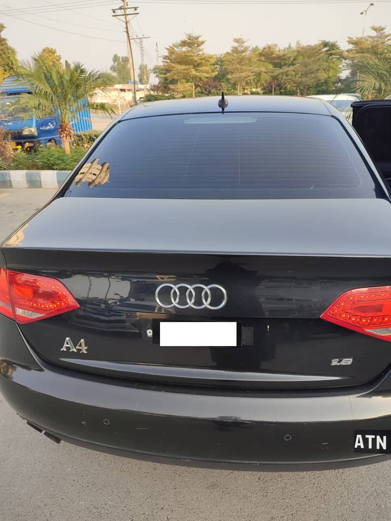 Audi A4 2010 6