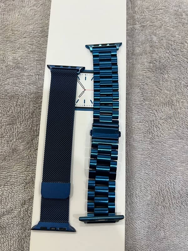 Apple Watch Series 7 9