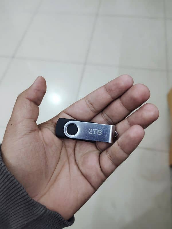 2TB USB Flash Drive 5