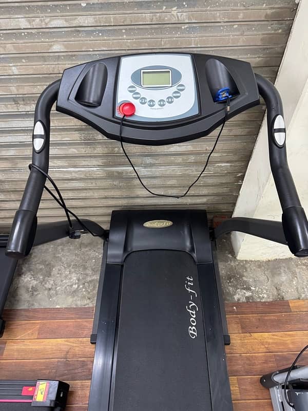 Running Treadmils Cycles Ellipticals Electric Machines | Butt Fitness 10