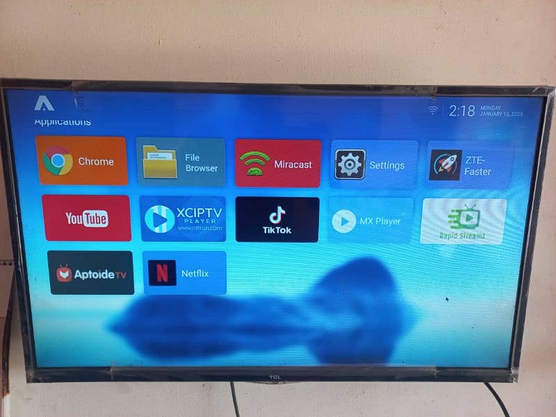 Ptcl android tv box simple LED. TV ko android karen 10000 live chanels 1