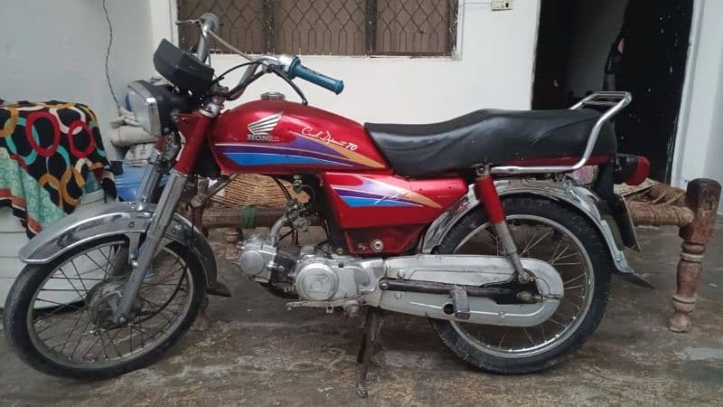 honda CD70 2006 model available for sale urgent 0