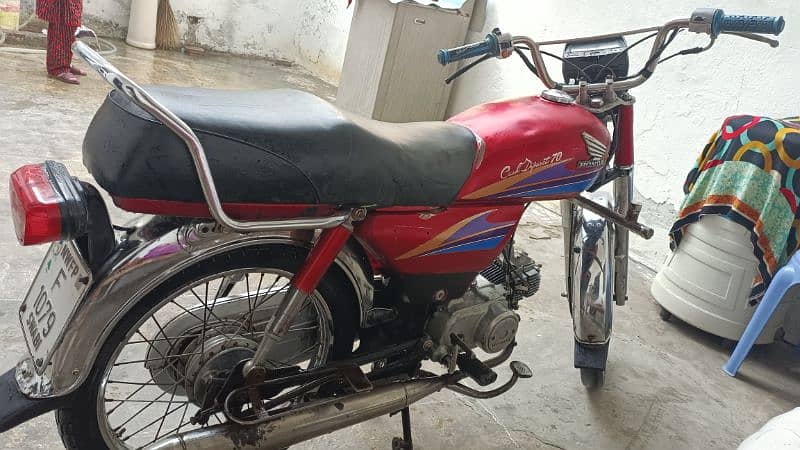 honda CD70 2006 model available for sale urgent 2