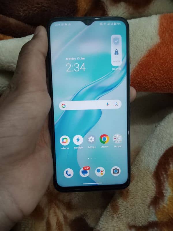 Vivo y33s 4