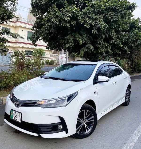 Toyota Altis Grande 2018 1