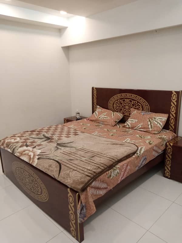 BRAND NEW LUXURY FURNISHED FAMILY FLAT AVAILABLE FOR RENT IN BAHRIA TOWN LAHORE 4