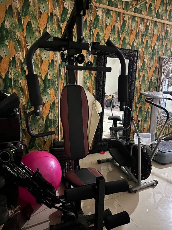 Gym machine and other gym items for sale 1