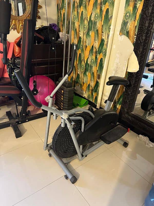 Gym machine and other gym items for sale 5