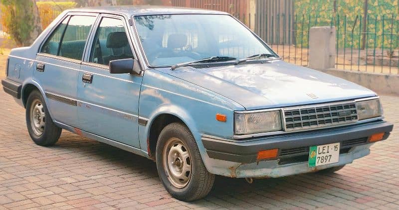 Nissan Sunny 1985 4