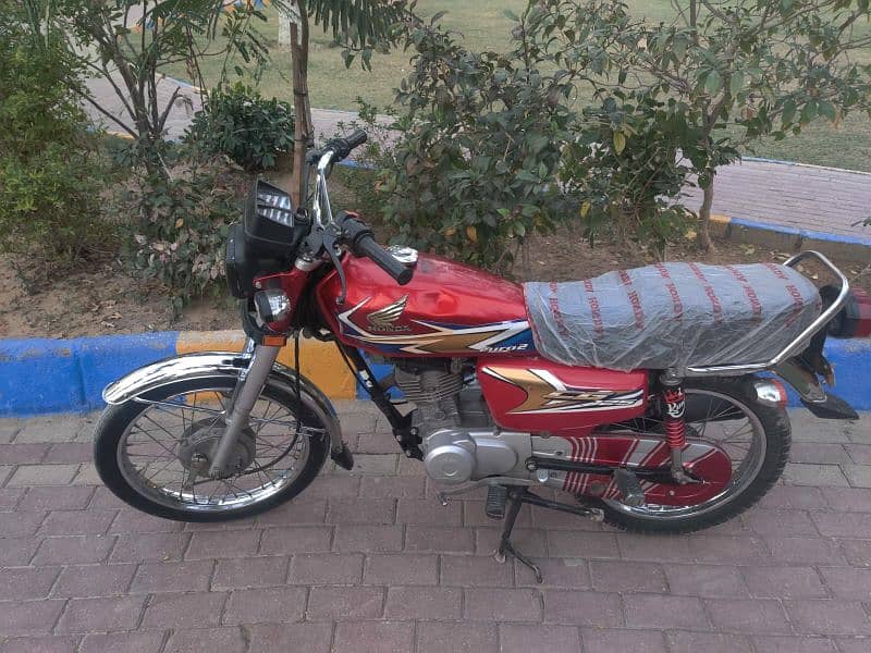 Honda cg 125 model 2020 karachi number 1