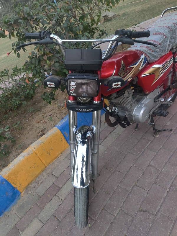 Honda cg 125 model 2020 karachi number 4