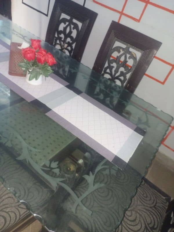 6 chairs dining table good condition 7