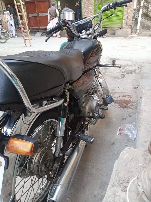 Honda CD70 2022 2