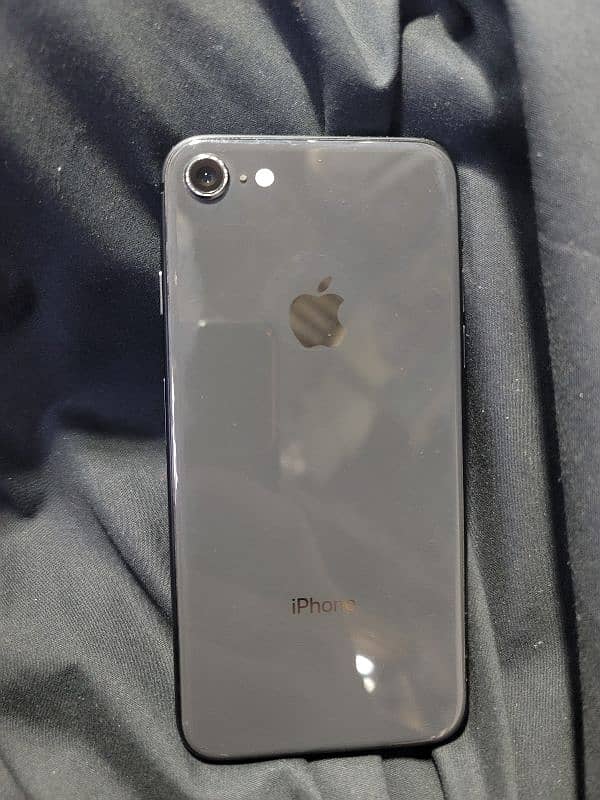 i phone 8 for sale with best condition 64 GB storage 0