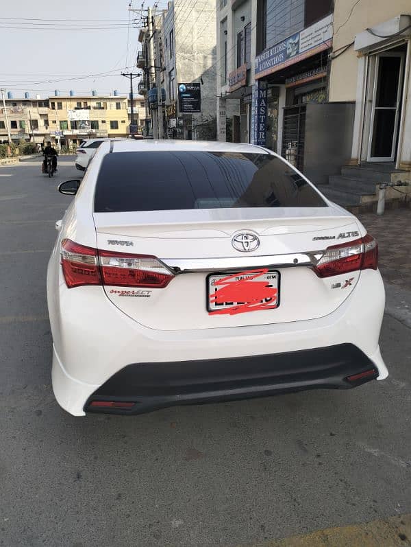 Toyota Corolla Altis 2016 3