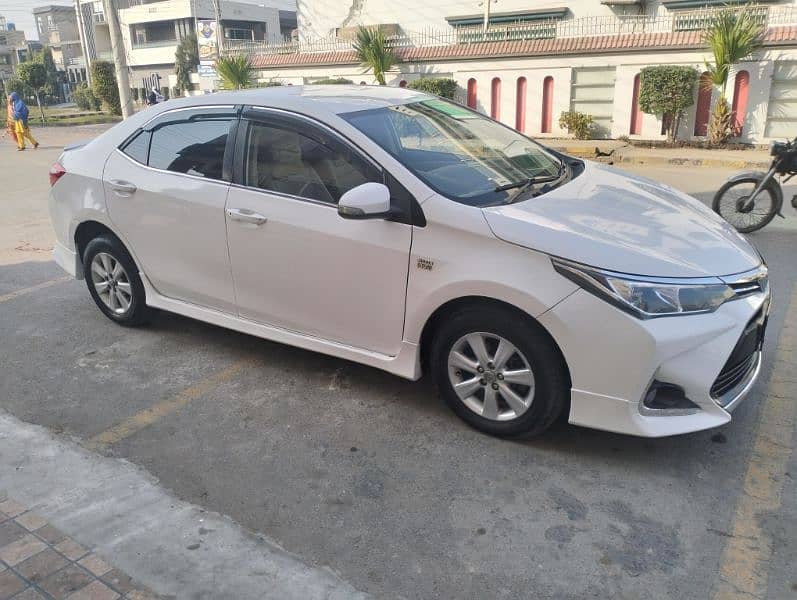 Toyota Corolla Altis 2016 9