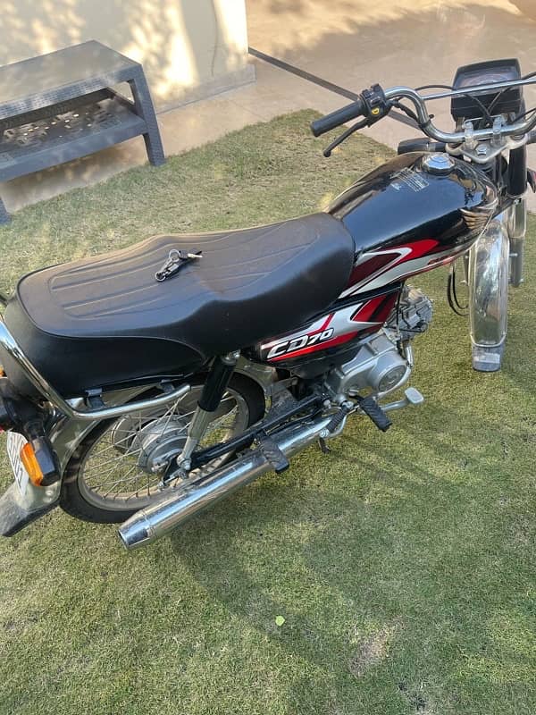 Honda Cd 70 2024 model With 2025 stickers 3