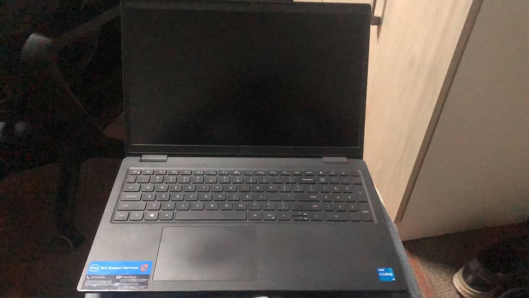 Dell Laptop latitude 3520 Core i5 0