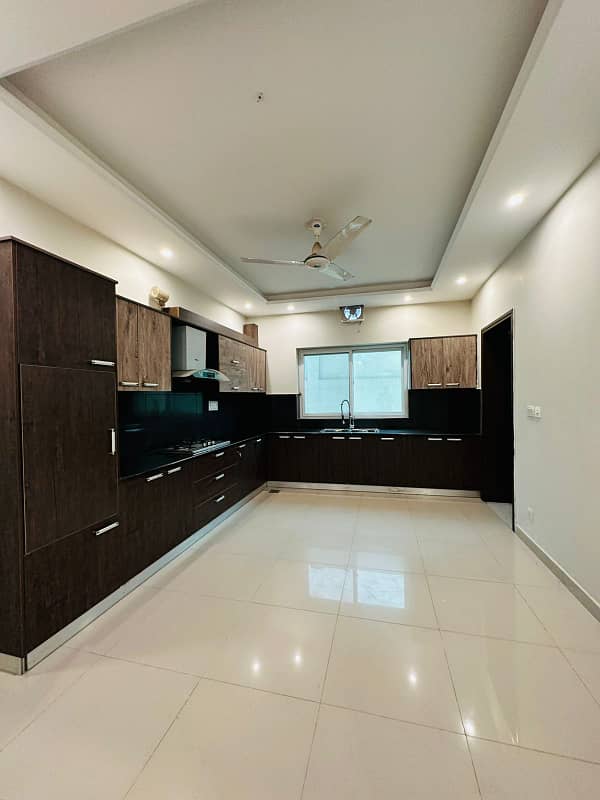 1 kanal house for rent sector C bahria enclave islamabad 7