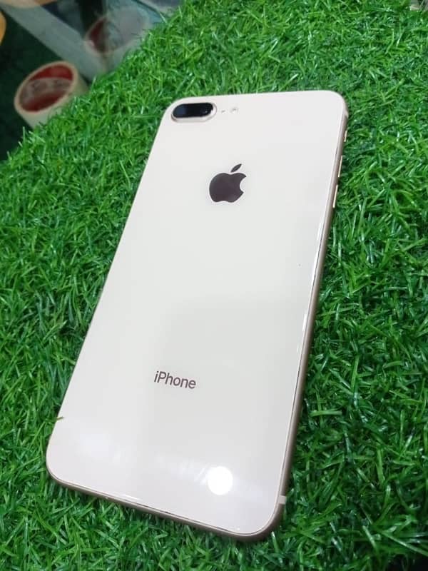 iphone 8 plus 3