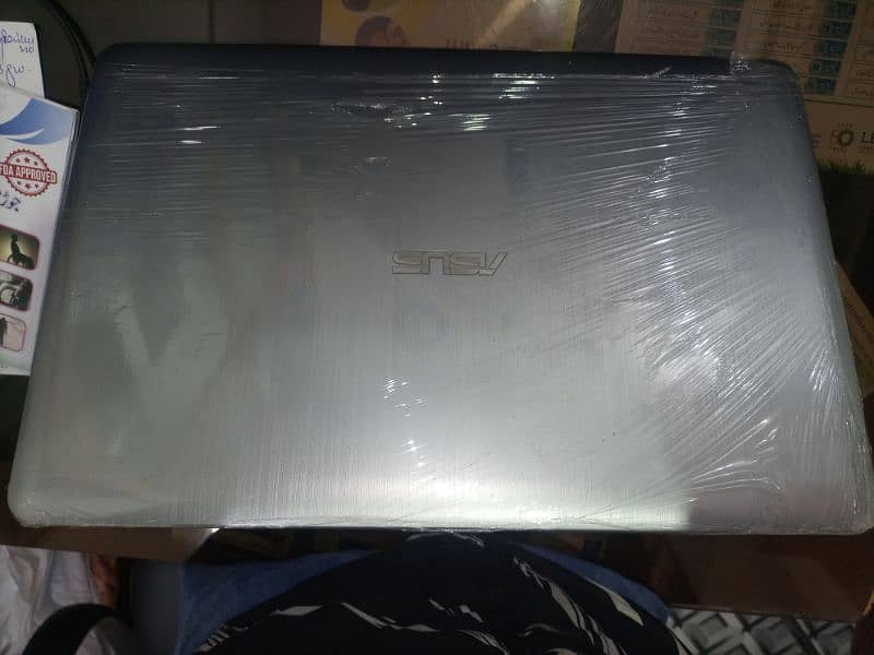 Asus laptop 0