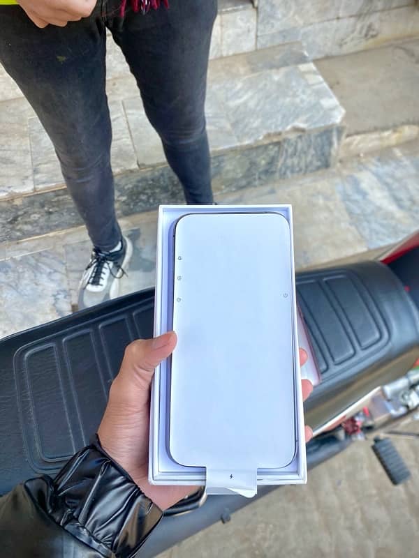 iphone 14pro max jv 256gb with box only 5