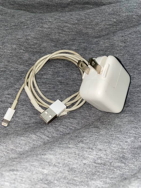 iphone 10w original usb charger with cable 0