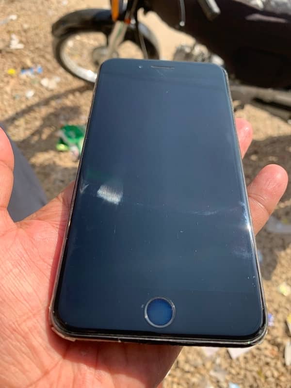 iphone 8 plus 64Gb 2