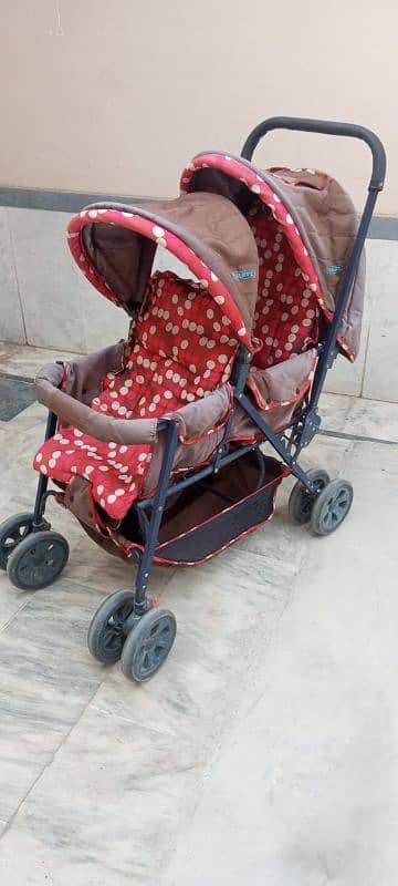 Twin baby Pram/walker 3