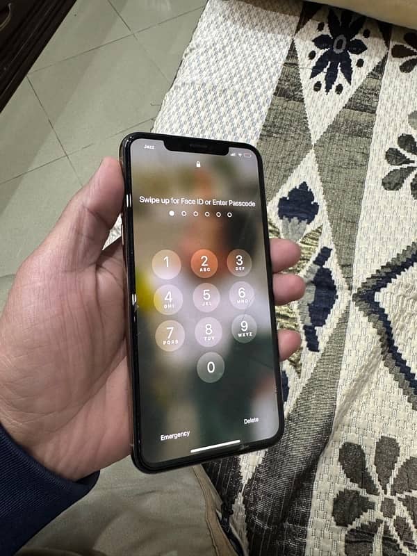 Iphone 11 pro Max PTA Approved 5