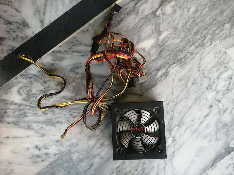 KEIAN 620watt power supply 0