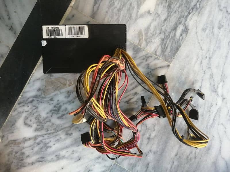 KEIAN 620watt power supply 1