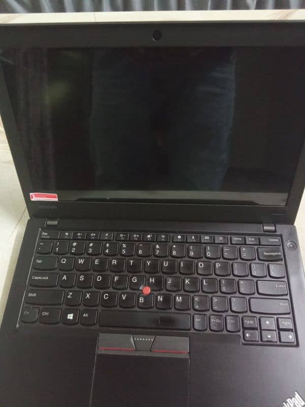 Lenovo x270 core i7 6th generation 8/128 4