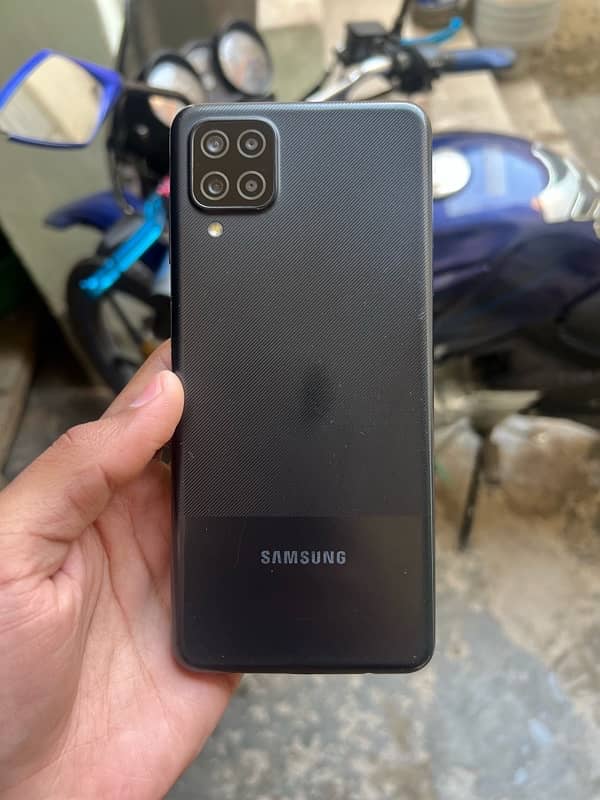 Samsung Galaxy A12 | 4/64gb 0