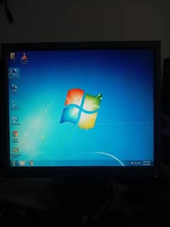 Samsung 17 inch LCD far sale urgent